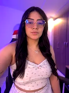 Lia flowers online show from November 23, 12:09 am