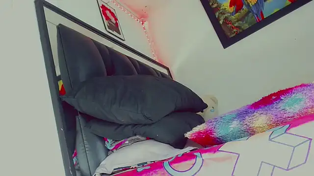 candy kendall online show from November 29, 6:35 am