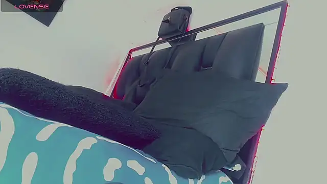 candy kendall online show from April 18, 6:05 am