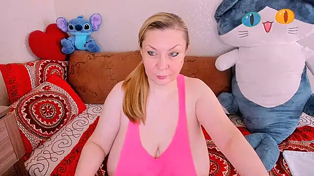 KerryBlareX online show from February 8, 12:25 pm