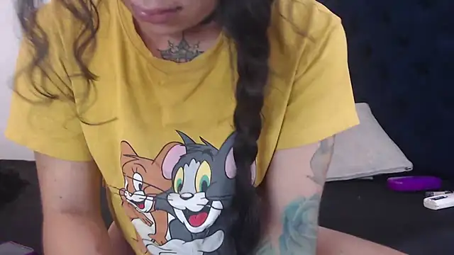 queenofwetqueens online show from November 14, 4:43 pm