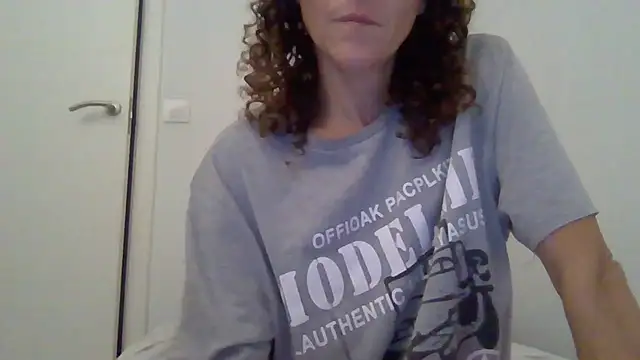 Snapshot of zorritasuperhot chatting on September 18, 10:24 pm zorritasuperhot online show from September 18, 10:24 pm