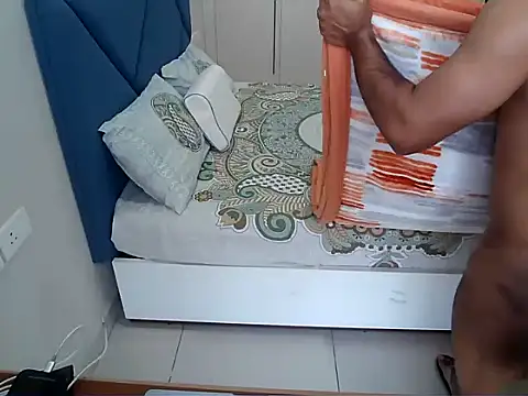 insanefreak69 online show from March 10, 2:59 am