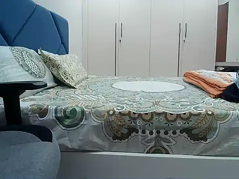 insanefreak69 online show from March 13, 7:41 pm