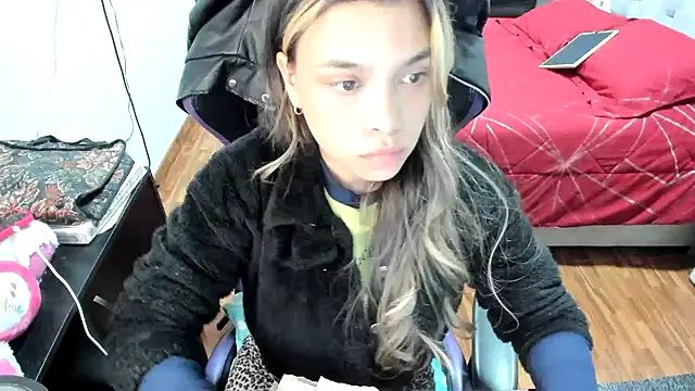 LuisaReyes 2911 online show from November 1, 1:34 am