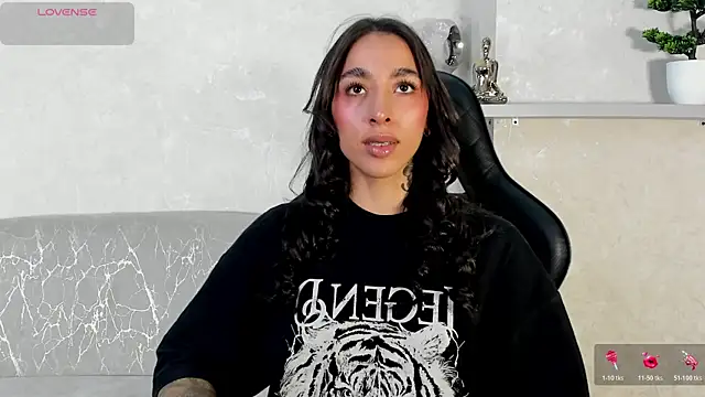 KAYLA BATISTA online show from July 13, 11:26 pm