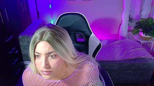 a belladanger online show from May 30, 2:29 am