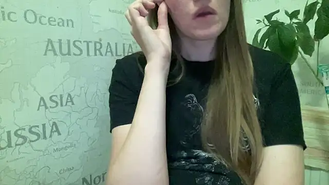 Snapshot of vanessa4you chatting on November 6, 4:22 pm vanessa4you online show from November 6, 4:22 pm