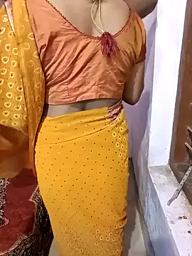 Mallu-Gayathri Arun online show from February 1, 1:51 pm