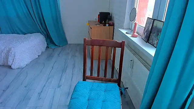 Snapshot of Mia_Brackenridge26 chatting on March 13, 8:04 am Mia Brackenridge26 online show from March 13, 8:04 am