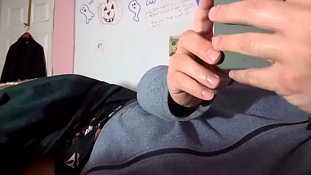 uncuthubs online show from October 30, 4:22 am