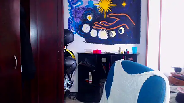 AmaraRoberts420 online show from April 3, 3:51 pm