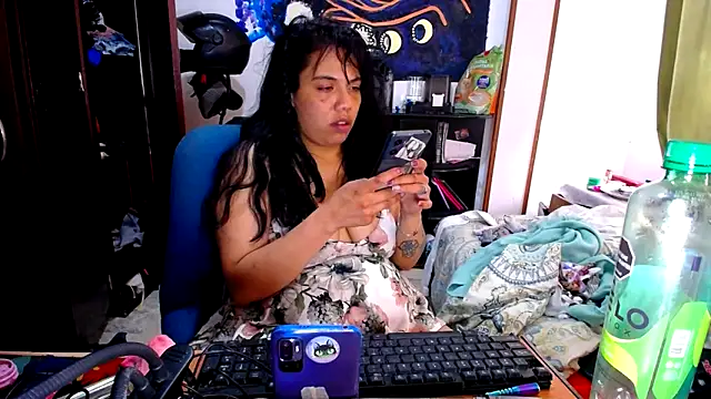 AmaraRoberts420 online show from May 24, 6:52 pm