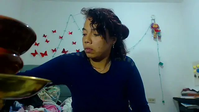 Snapshot of AmaraRoberts420 chatting on February 24, 5:54 am AmaraRoberts420 online show from February 24, 5:54 am