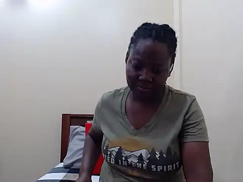 Snapshot of traper_1 chatting on June 8, 5:41 am traper 1 online show from June 8, 5:41 am