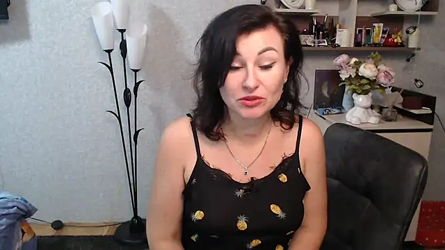 BeatriksS online show from November 19, 8:31 pm