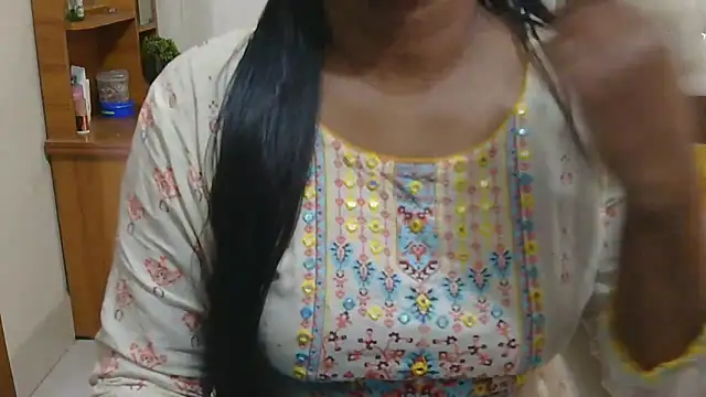 esita 1212 online show from February 26, 8:47 am