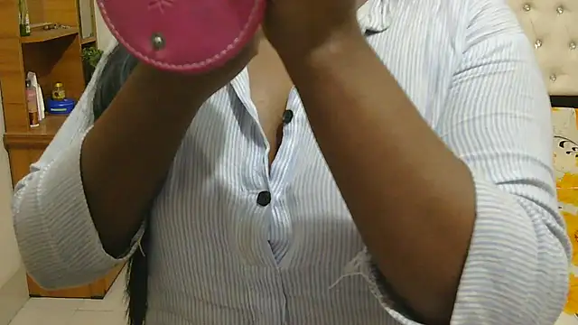 esita 1212 online show from February 9, 2:09 am