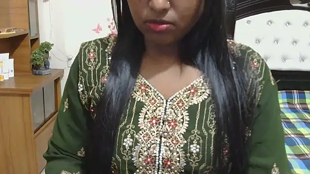 Snapshot of esita_1212 chatting on October 9, 1:55 pm esita 1212 online show from October 9, 1:55 pm
