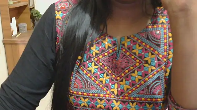 esita 1212 online show from March 18, 4:15 am