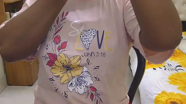 esita 1212 online show from May 21, 4:48 pm