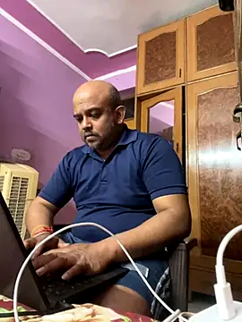 Snapshot of Dick_6inches chatting on November 1, 8:25 pm Dick 6inches online show from November 1, 8:25 pm