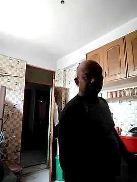 Snapshot of Dick_6inches chatting on March 21, 5:43 am Dick 6inches online show from March 21, 5:43 am