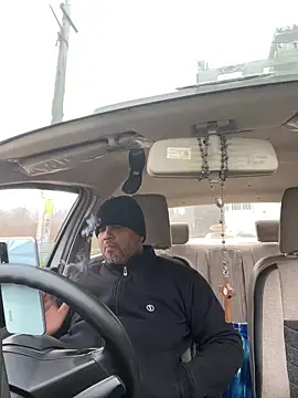 Dick 6inches online show from December 19, 3:10 am