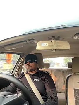 Snapshot of Dick_6inches chatting on October 22, 3:28 am Dick 6inches online show from October 22, 3:28 am