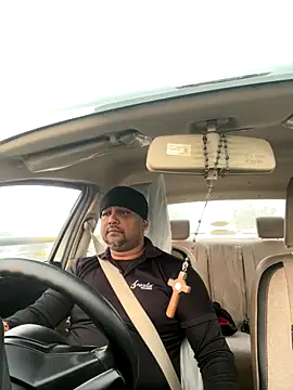 Snapshot of Dick_6inches chatting on November 11, 1:33 am Dick 6inches online show from November 11, 1:33 am