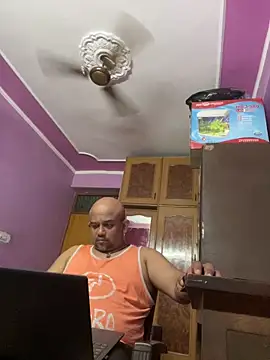 Dick 6inches online show from April 14, 2:44 pm