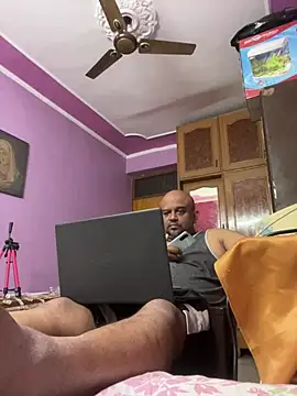 Dick 6inches online show from June 7, 7:13 am