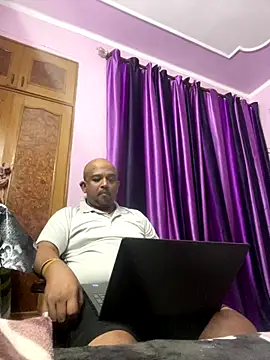 Snapshot of Dick_6inches chatting on October 12, 3:35 pm Dick 6inches online show from October 12, 3:35 pm
