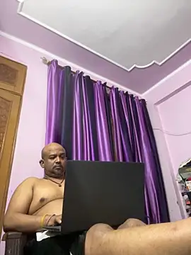 Snapshot of Dick_6inches chatting on October 18, 2:19 pm Dick 6inches online show from October 18, 2:19 pm