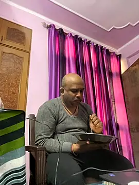 Snapshot of Dick_6inches chatting on November 24, 8:36 am Dick 6inches online show from November 24, 8:36 am