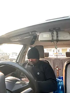 Dick 6inches online show from December 17, 3:11 am