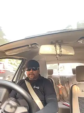 Snapshot of Dick_6inches chatting on November 13, 4:27 am Dick 6inches online show from November 13, 4:27 am