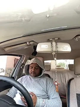 Snapshot of Dick_6inches chatting on November 27, 6:14 am Dick 6inches online show from November 27, 6:14 am