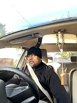 Snapshot of Dick_6inches chatting on December 4, 3:05 am Dick 6inches online show from December 4, 3:05 am