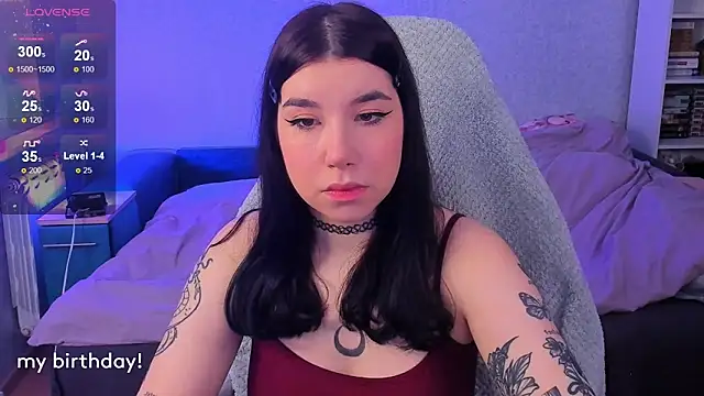 Snapshot of kellyharris chatting on February 27, 1:28 pm kellyharris online show from February 27, 1:28 pm