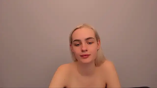 OliviaKisss online show from January 14, 9:07 pm