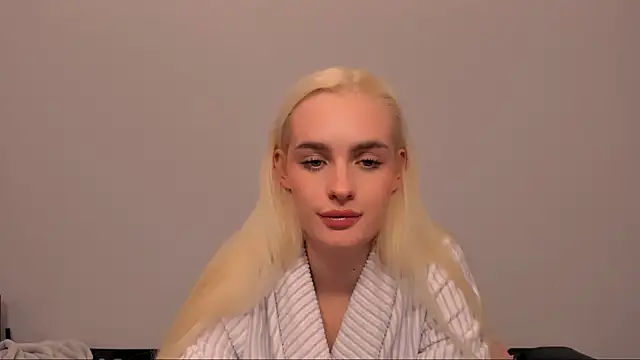 OliviaKisss online show from March 16, 8:11 pm
