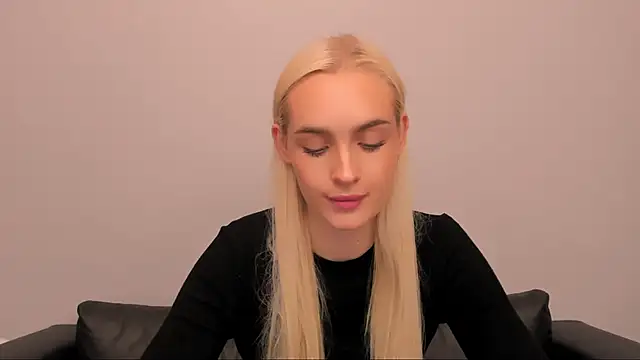 OliviaKisss online show from November 28, 7:58 pm