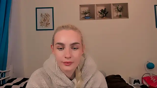 OliviaKisss online show from April 19, 5:36 pm