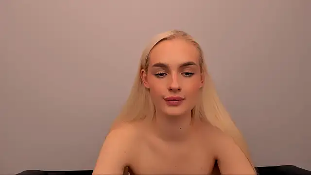 OliviaKisss online show from February 4, 8:26 pm