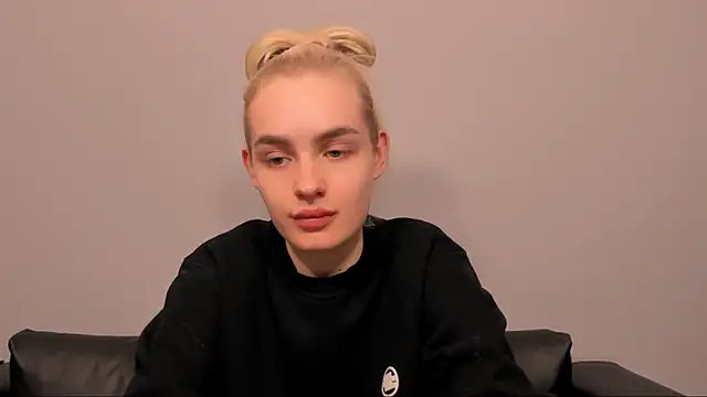 OliviaKisss online show from February 23, 6:41 pm