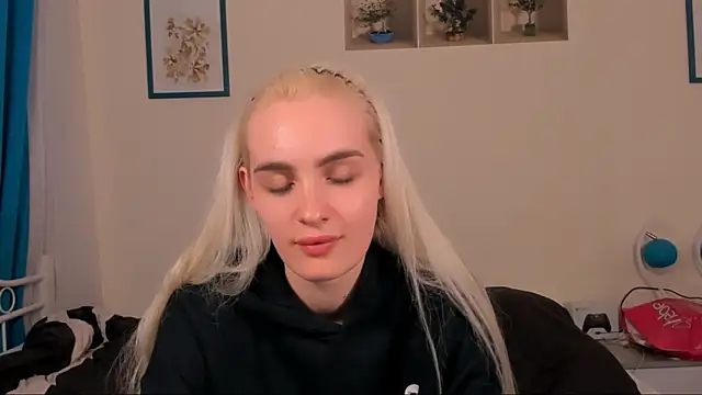OliviaKisss online show from April 20, 6:53 pm