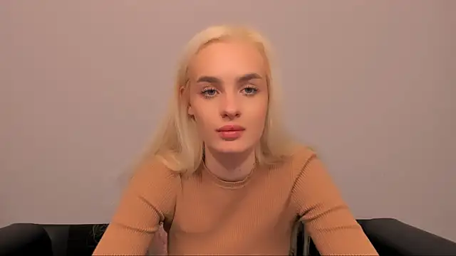 OliviaKisss online show from March 13, 7:08 pm