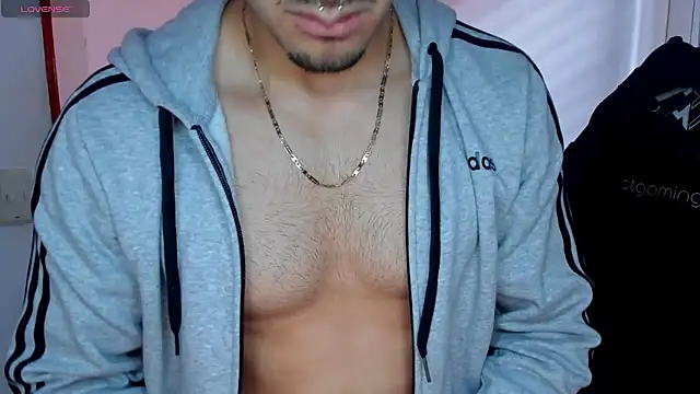 Tommy Bred online show from May 16, 3:44 pm