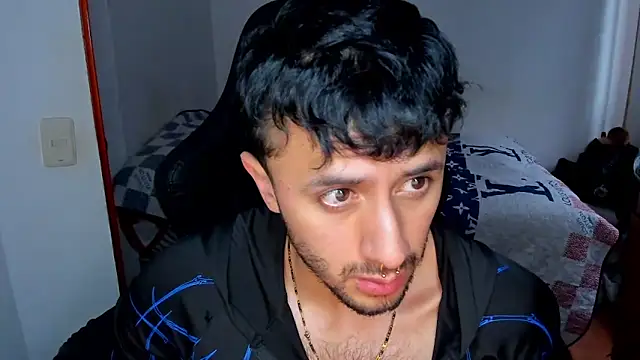 Tommy Bred online show from March 4, 6:26 pm